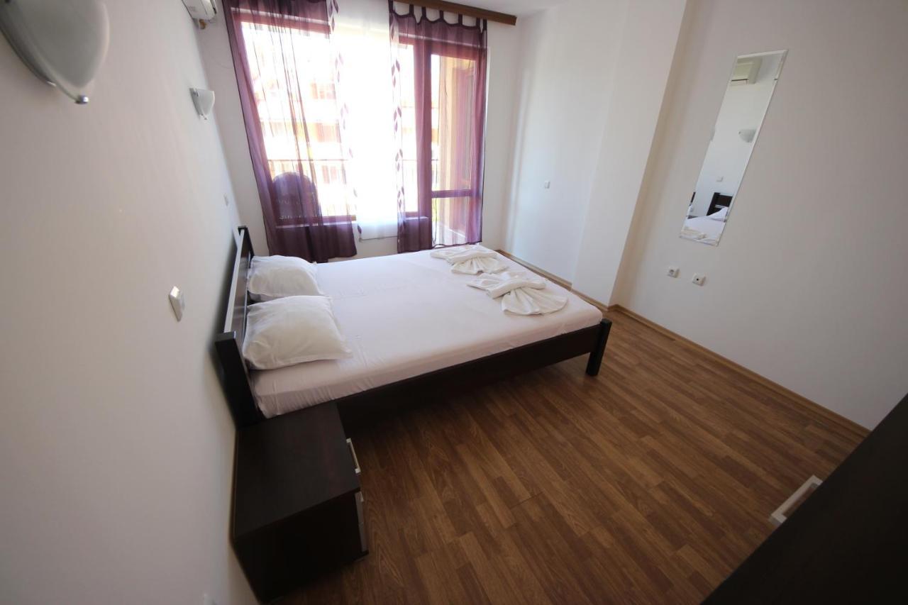 Menada Diamond Bay Apartments Sunny Beach Exterior foto