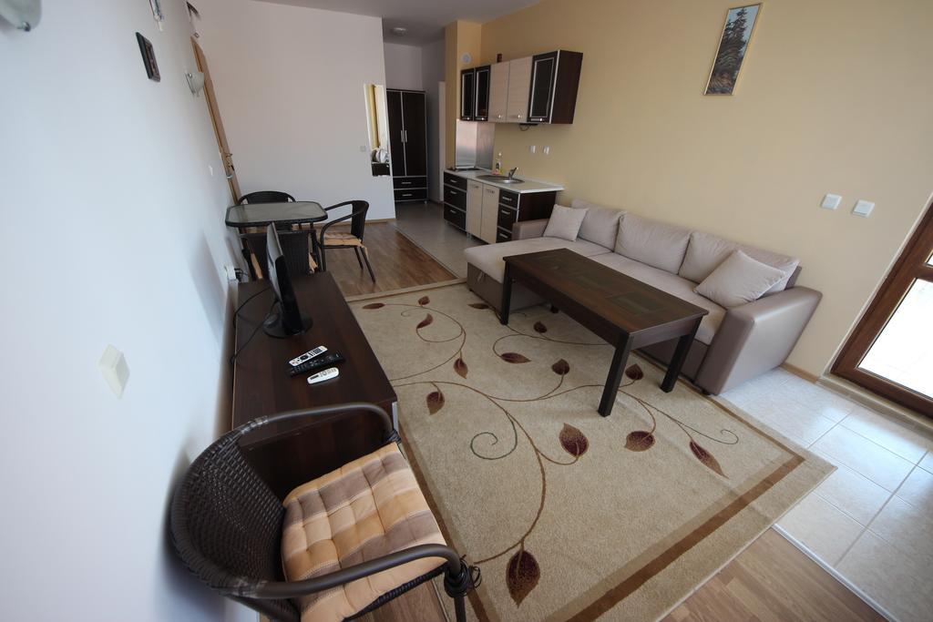 Menada Diamond Bay Apartments Sunny Beach Quarto foto